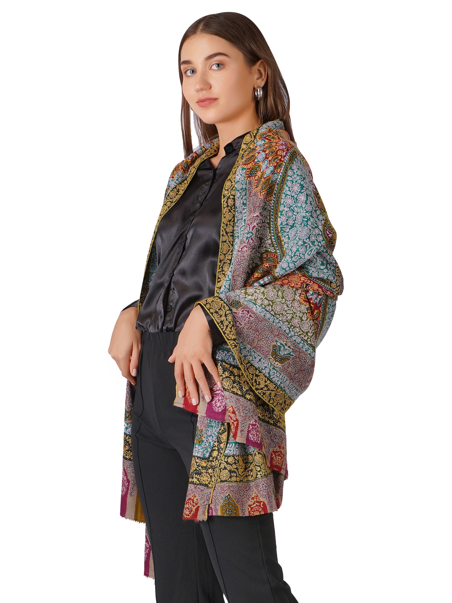 Elegant Pashmina Shawl with Delicate Hand Sozni Embroidery